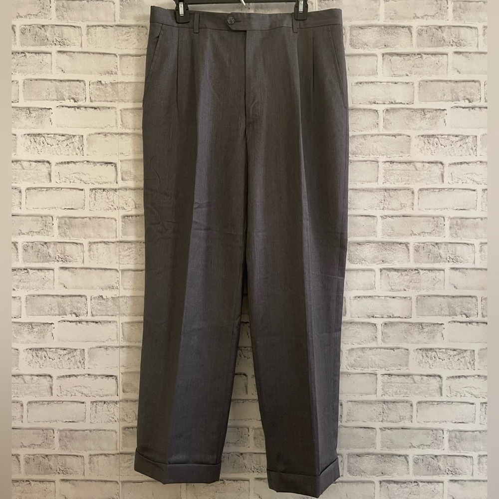 Men’s Burberry gray dress pants 100% virgin wool 34x30